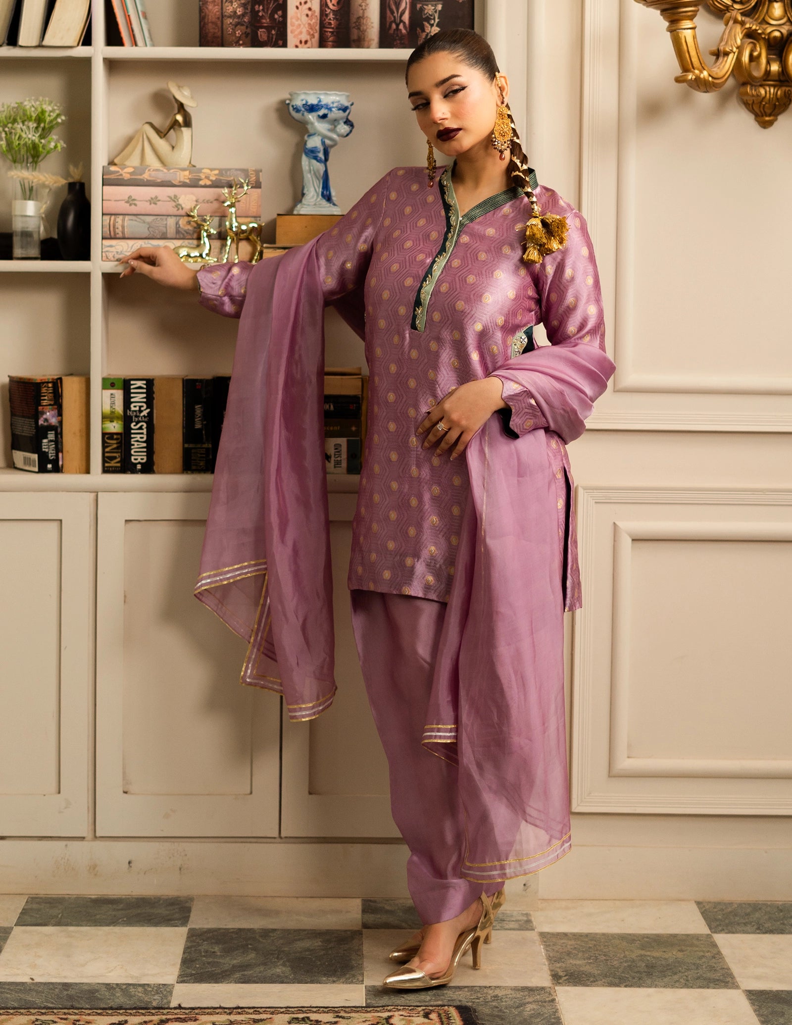 Amethyst Embroidered Dupatta